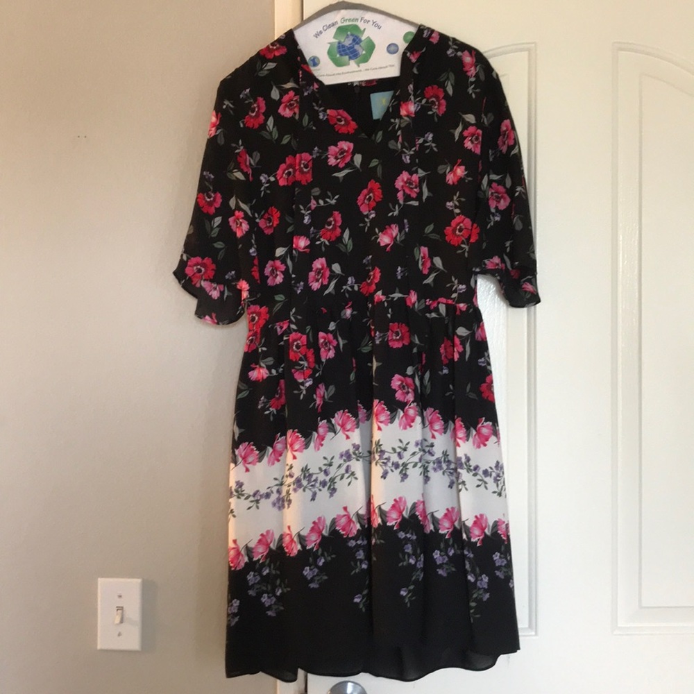 Floral dress with bow